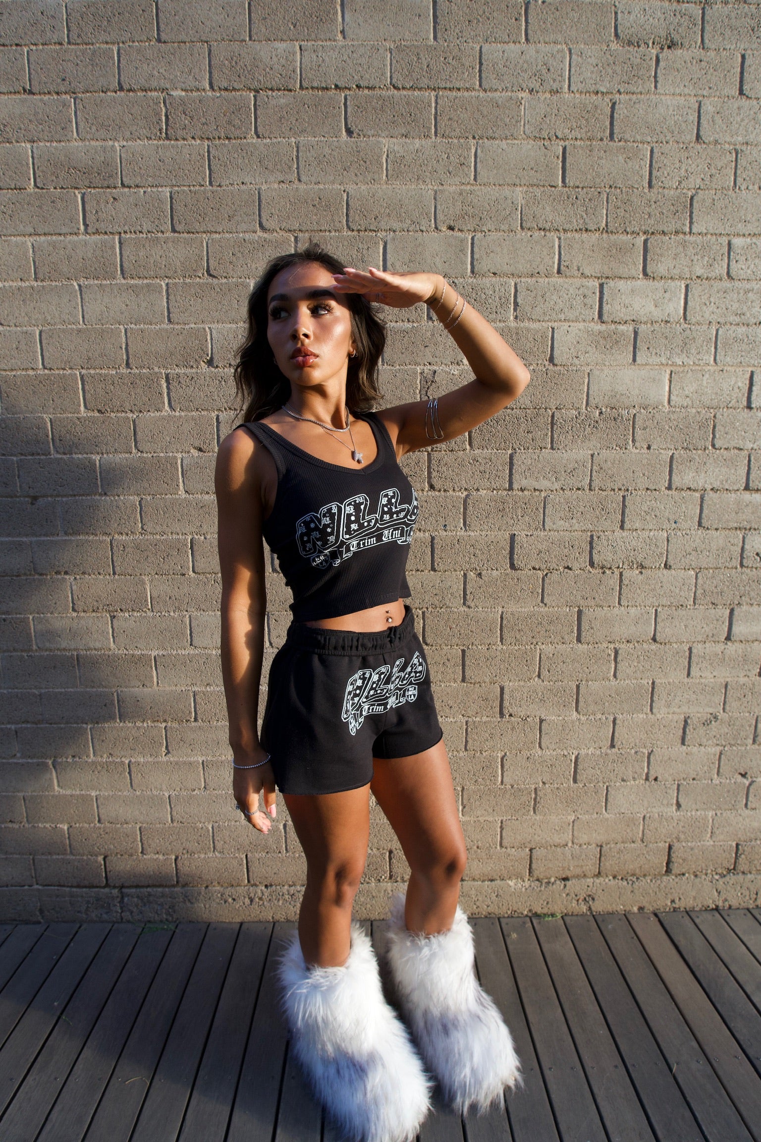 ‘Blackout’ Set